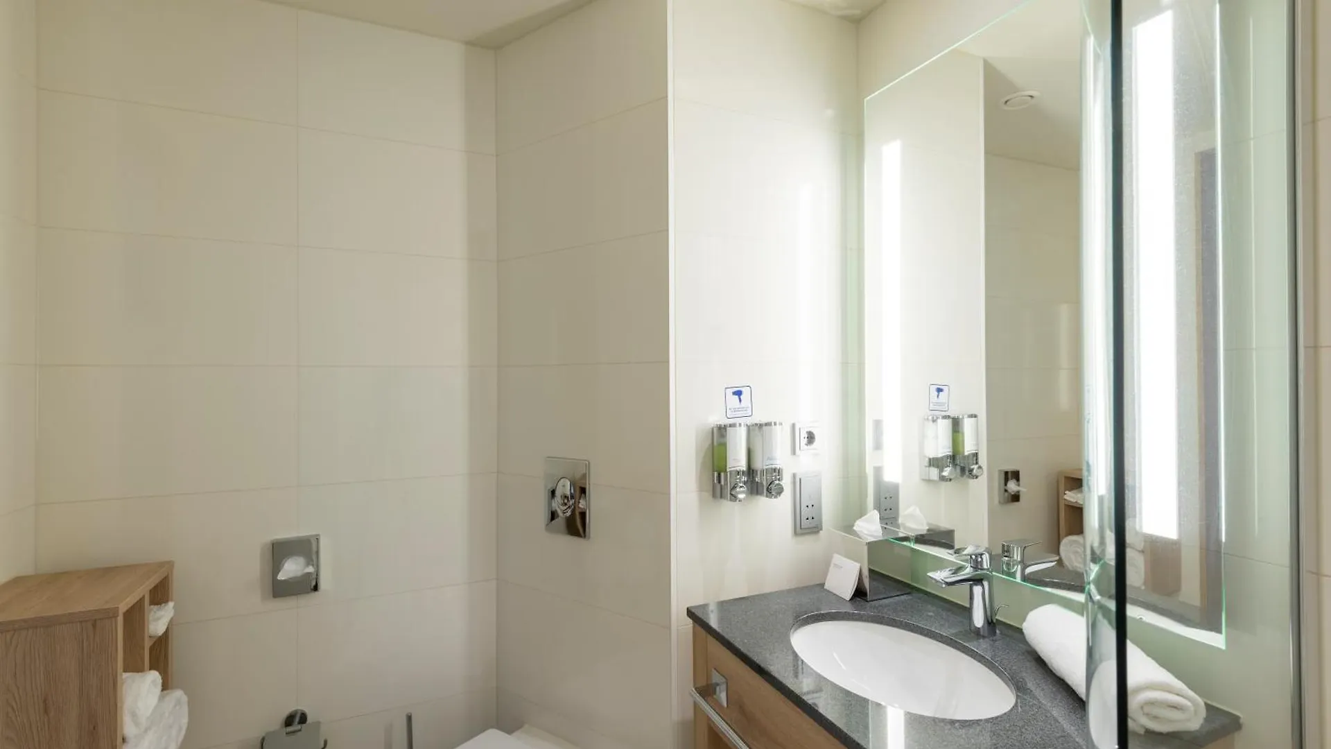 Hampton By Hilton Berlin City Centre Alexanderplatz Hotell