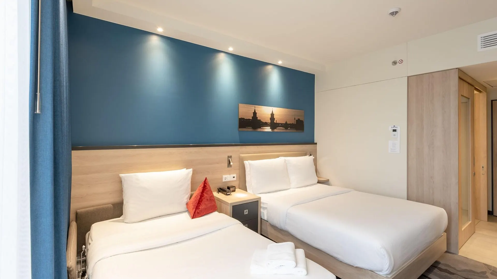 Hampton By Hilton Berlin City Centre Alexanderplatz 3*,  Germany