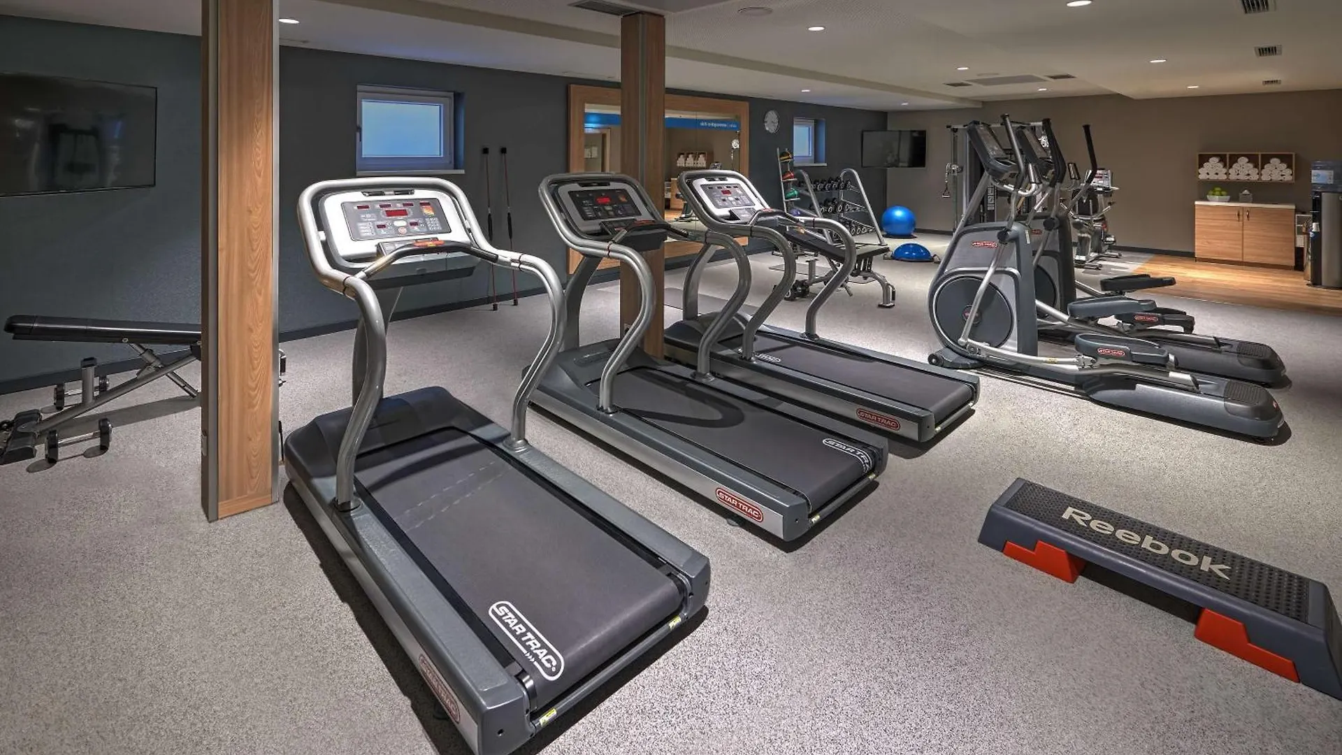 Hampton By Hilton Berlin City Centre Alexanderplatz 3*,