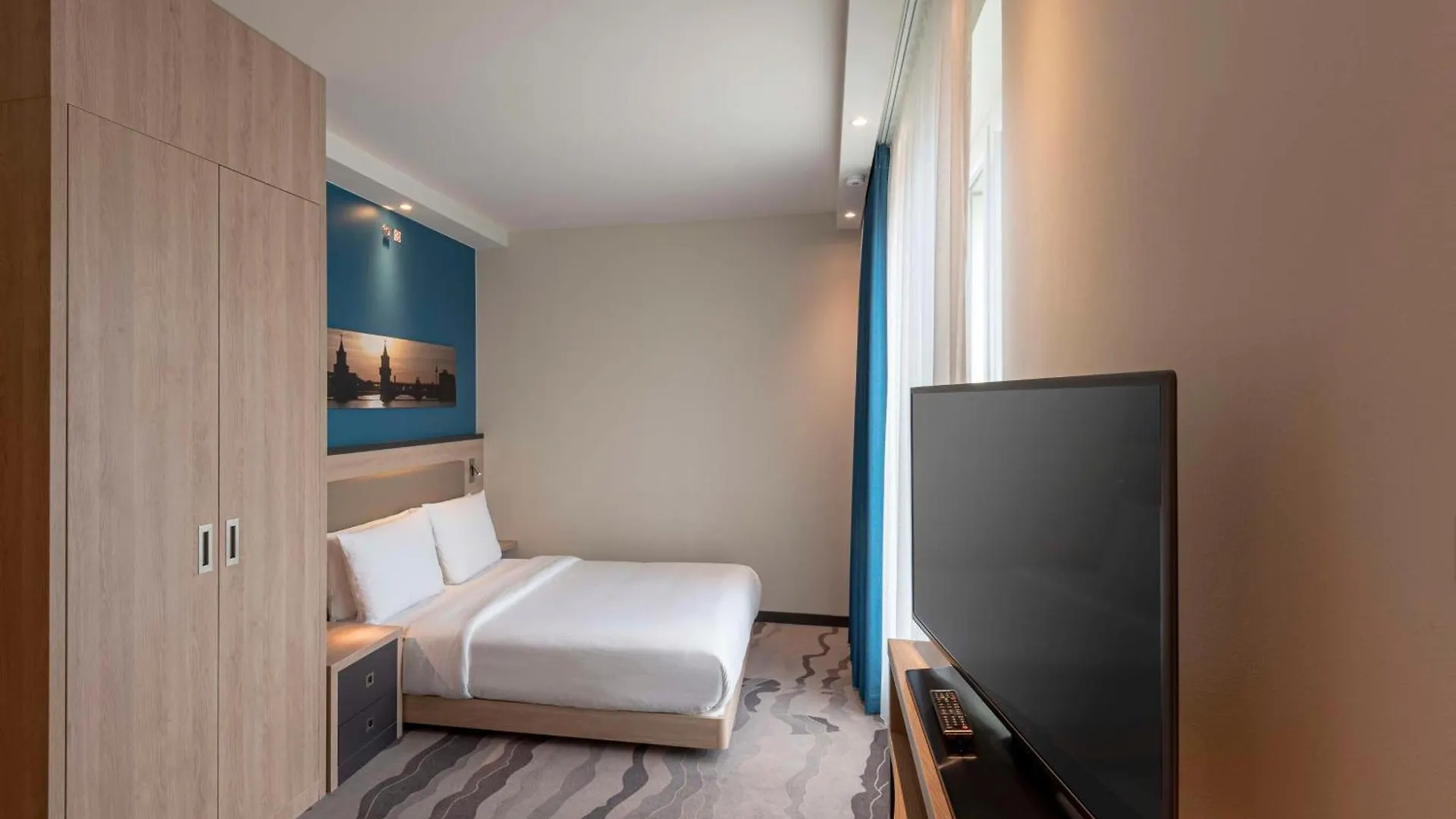 Hampton By Hilton Berlin City Centre Alexanderplatz 3*,  Germany