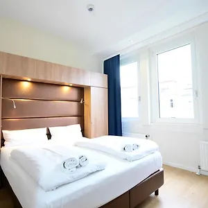 Motel Plus Berlin Otel